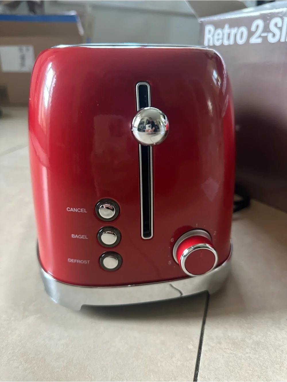 Retro 2-Slice Toaster - Red - Picture 2 of 4